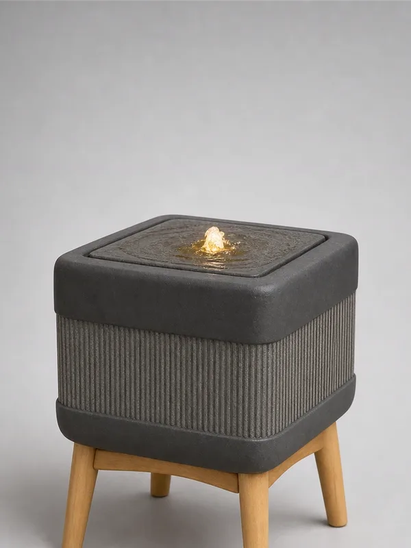 Compact Fountain on Legs